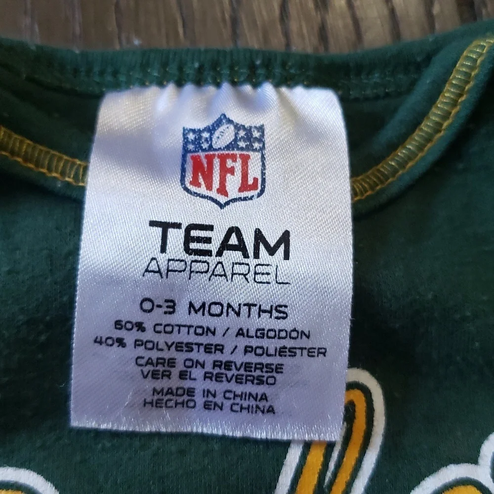 NFL Green Bay Packers Onesie Size 0 3M